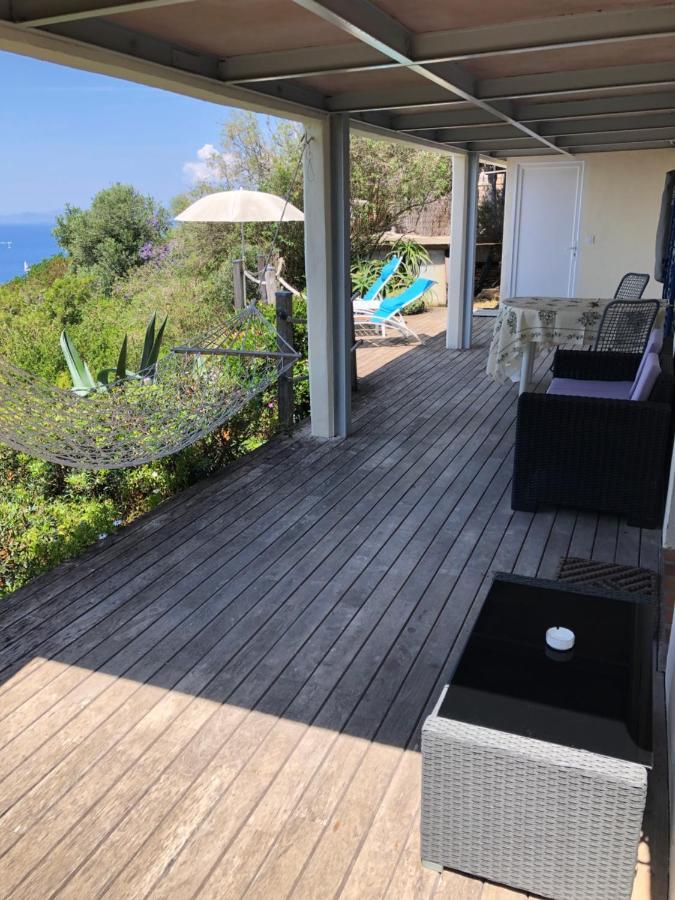 Les Oreades, Studio Le Marin Avec Vue Mer Imprenable Apartment Ile du Levant Bagian luar foto